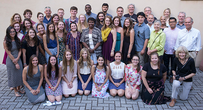 Urbino Project 2015 class, ieiMedia. PBS News Hour co-host Gwen Ifill, who died the next year, is in the center. I am at the far right of the second row.